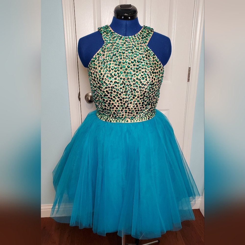 Sherri Hill Two Piece size 8 teal homecoming short prom dress